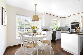 Wildflower by Avantstay Gorgeous Wine Country Home w/ Pool, Bocce Ball