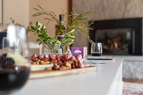 Wildflower by Avantstay Gorgeous Wine Country Home w/ Pool, Bocce Ball