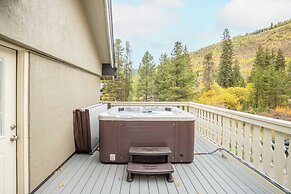 Bighorn by Avantstay Spacious Ski Cabin w/ Sprawling Porch, Views & Ho
