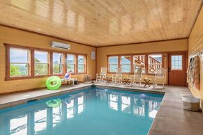 Sugarland by Avantstay Sleeps 28! Home Theatre! Two Hot Tubs! Indoor P