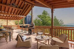 Sugarland by Avantstay Sleeps 28! Home Theatre! Two Hot Tubs! Indoor P