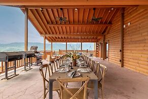 Sugarland by Avantstay Sleeps 28! Home Theatre! Two Hot Tubs! Indoor P