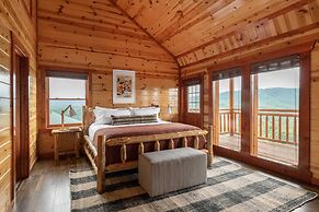 Sugarland by Avantstay Sleeps 28! Home Theatre! Two Hot Tubs! Indoor P