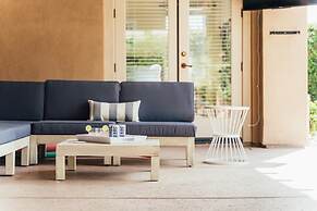 Desert Grove by Avantstay Oasis Retreat w/ Pool & BBQ Grill!