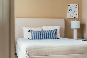 Desert Grove by Avantstay Oasis Retreat w/ Pool & BBQ Grill!