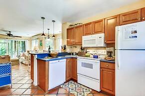 Cottage by the Pool by Avantstay w/ Balcony, BBQ & Shared Pool! Month 