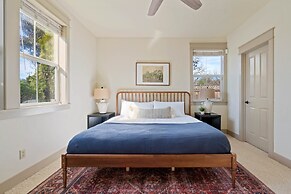 Fiano by Avantstay Centrally Located Haven w/ Stunning Courtyard & Poo