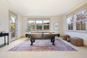 Fiano by Avantstay Centrally Located Haven w/ Stunning Courtyard & Poo