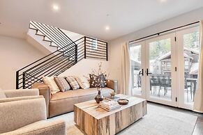 Webster by Avantstay Central Location w/ Hot Tub and Patio