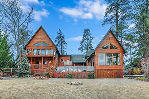 Lagunita Shores by Avantstay Beautiful Lakefront Mansion w/ Hot Tub & 