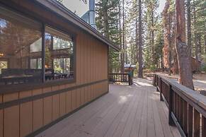 Quaking Aspen by Avantstay Beautiful Tahoe Vista Cabin