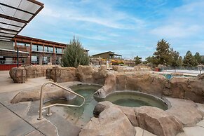 Starview at Brasada Ranch Resort by Avantstay Stunning Home w/ Hottub 