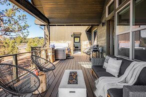 Starview at Brasada Ranch Resort by Avantstay Stunning Home w/ Hottub 
