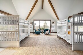 Starview at Brasada Ranch Resort by Avantstay Stunning Home w/ Hottub 