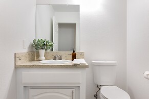 Mojave Moon by Avantstay Modern & Bright JT Home in Great Location w/ 