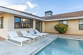 Mojave Moon by Avantstay Modern & Bright JT Home in Great Location w/ 