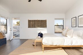 Mojave Moon by Avantstay Modern & Bright JT Home in Great Location w/ 