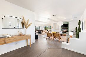 Mojave Moon by Avantstay Modern & Bright JT Home in Great Location w/ 