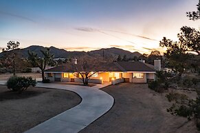 Mojave Moon by Avantstay Modern & Bright JT Home in Great Location w/ 
