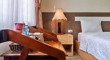 HANZ Noi Bai Airport Hotel