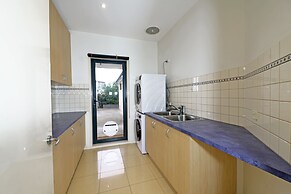 Luxury 7BRM Lakeside BigHouse Point Cook