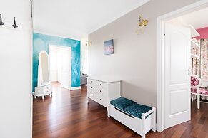 Apartment With Balcony Malta Lake