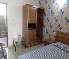 Bluestones Residency