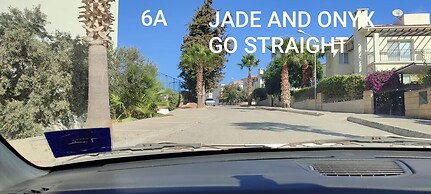 Captivating 1-bed House