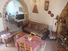 Traditional Luxury Villa in Fres