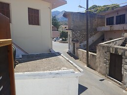 Traditional Luxury Villa in Fres