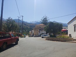 Traditional Luxury Villa in Fres