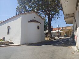 Traditional Luxury Villa in Fres