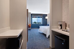 Holiday Inn Express & Suites Chino Hills by IHG
