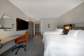 Holiday Inn Express & Suites Chino Hills by IHG