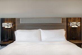 Holiday Inn Express & Suites Chino Hills by IHG