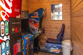 Gatlinburg Summit 1206/Winter Special