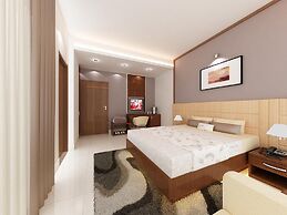 Royal Raj Hotel & Condominium