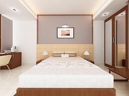 Royal Raj Hotel & Condominium