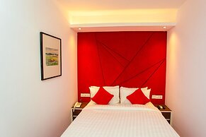 Royal Raj Hotel & Condominium