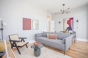Liiiving in Porto - Art Design Apartment