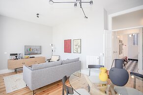Liiiving in Porto - Art Design Apartment