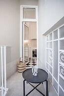 Liiiving in Porto - Art Design Apartment