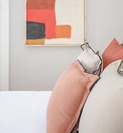Liiiving in Porto - Art Design Apartment