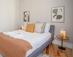 Liiiving in Porto - Art Design Apartment