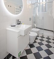 Liiiving in Porto - Art Design Apartment