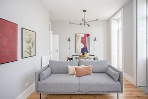 Liiiving in Porto - Art Design Apartment