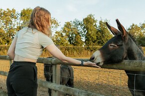 Glamping at the Retreat Wiltshire is Rural Bliss