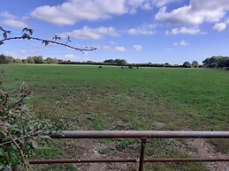 Glamping in Wiltshire the Green Knoll is a Charm