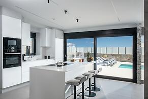 Alexia s Luxury Oasis