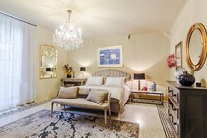 Vissi D Arte an Apartment With Garden